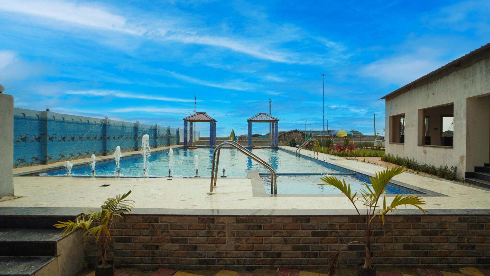 Sea Queen Beach Resort On Beach !! Couple Friendly Family Resort !! Mandarmani Dış mekan fotoğraf
