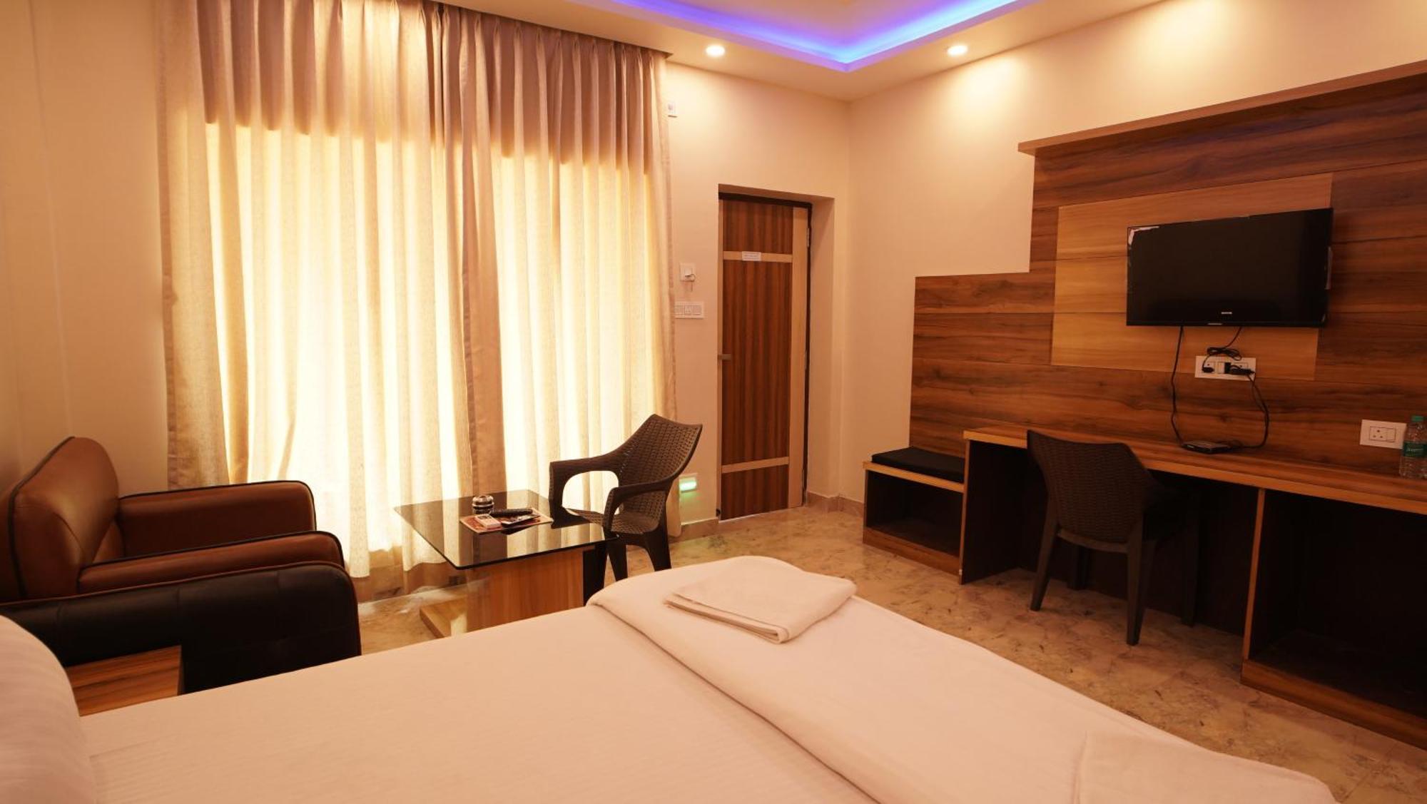 Sea Queen Beach Resort On Beach !! Couple Friendly Family Resort !! Mandarmani Dış mekan fotoğraf