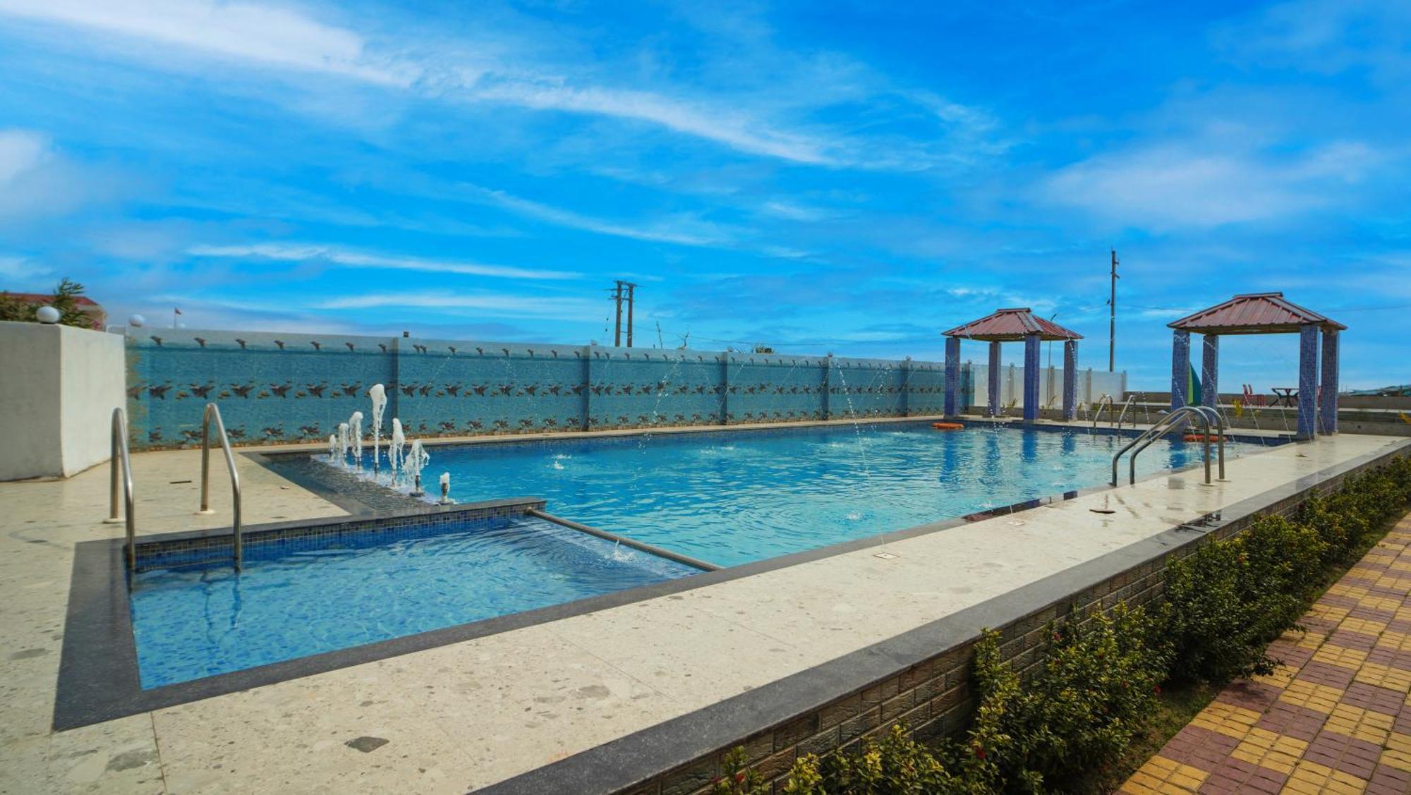 Sea Queen Beach Resort On Beach !! Couple Friendly Family Resort !! Mandarmani Dış mekan fotoğraf